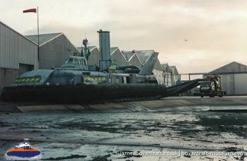 BH7 being moved to The Hovercraft Museum -  (credit: The <a href='http://www.hovercraft-museum.org/' target='_blank'>Hovercraft Museum Trust</a>).